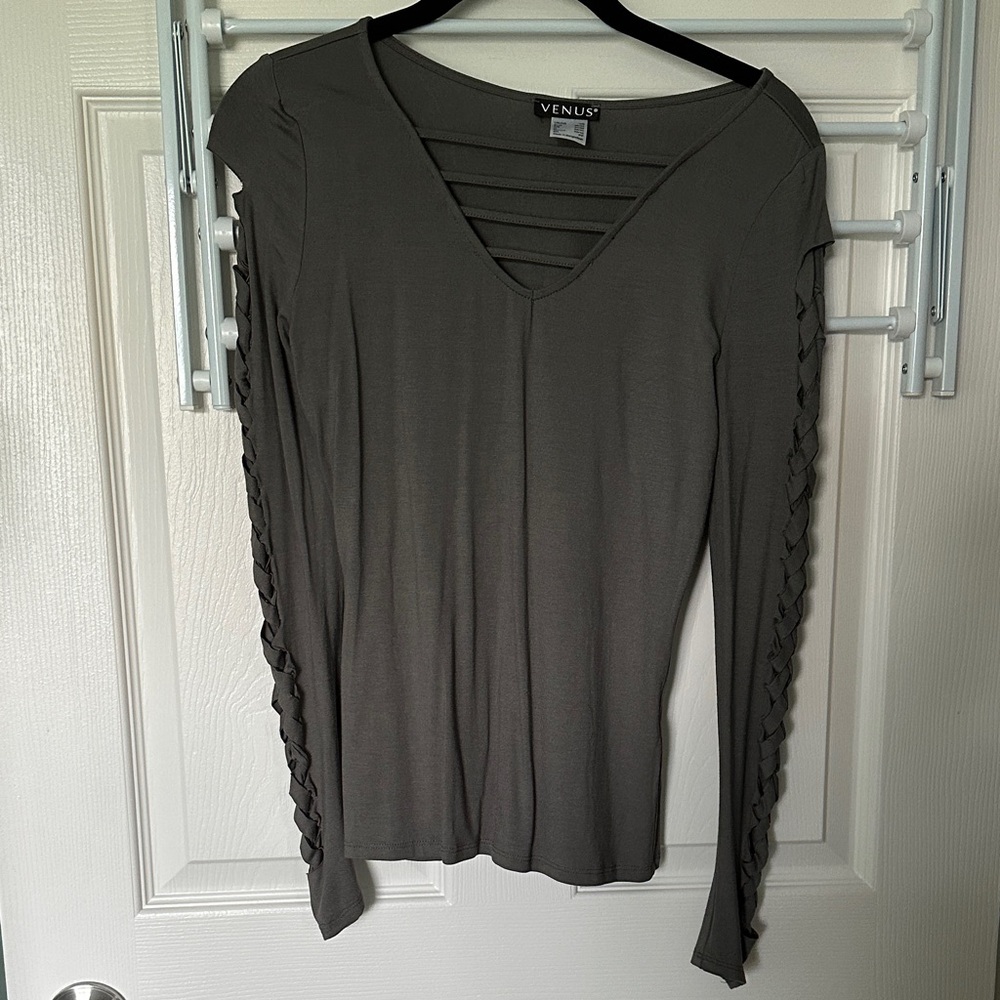 VENUS Charcoal Long Sleeve Blouse with Lattice Sleeves